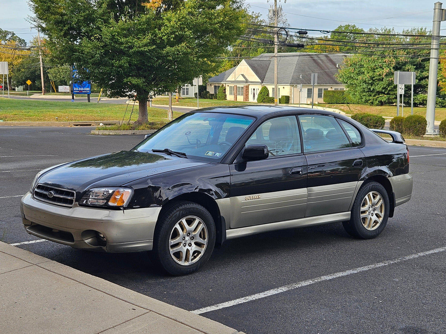 2000 Sabaru Outback Black Tan $3500