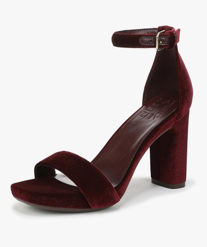 Beverly Seven Luxury Shoes #11 Gala Night Velvet Heels