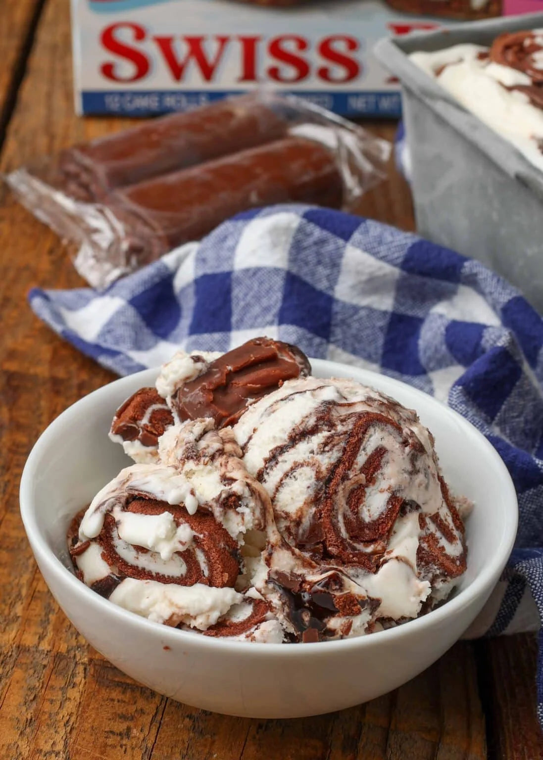 Swiss Roll (Ice Cream Flavors)